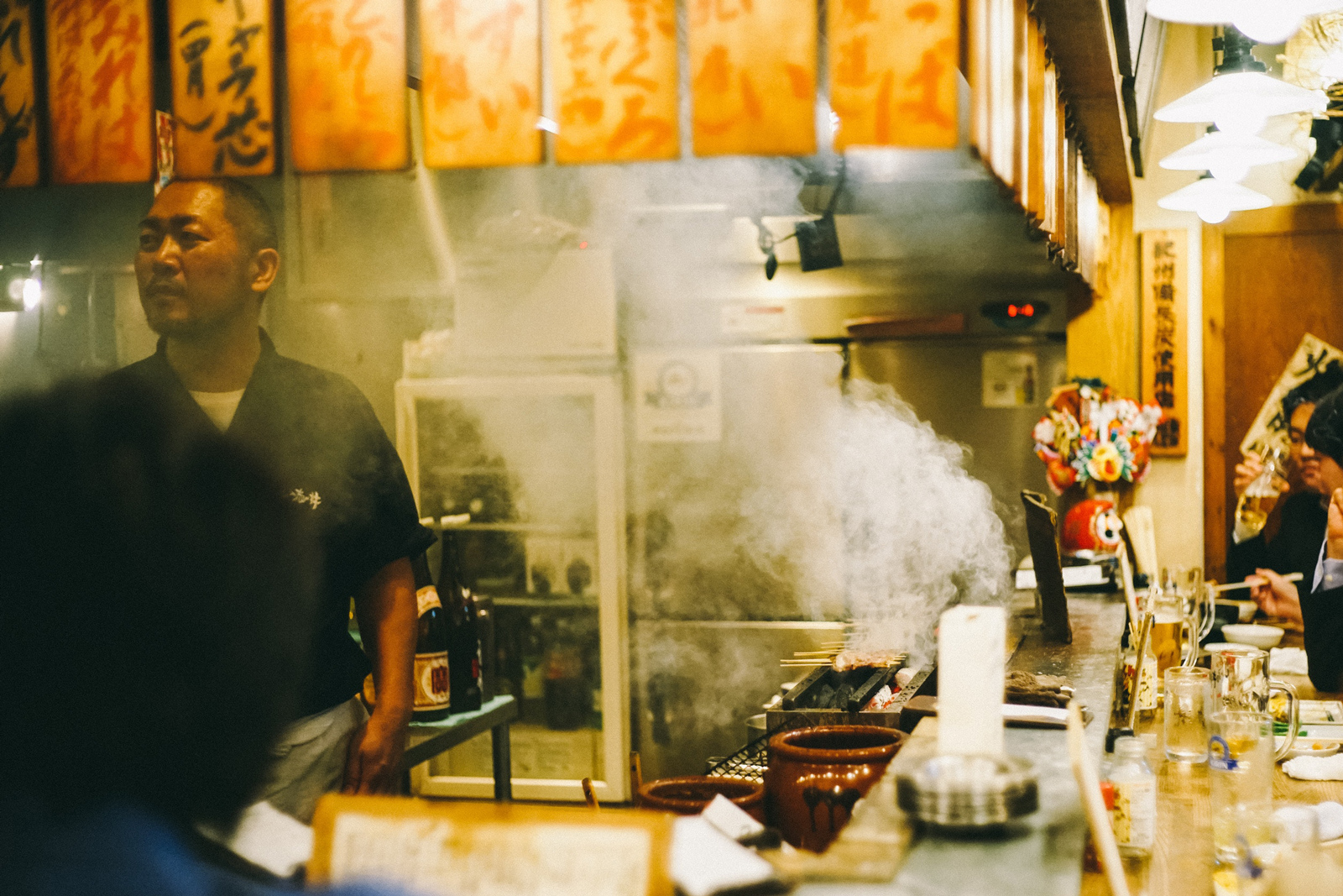 transparency in business - open kitchen concept