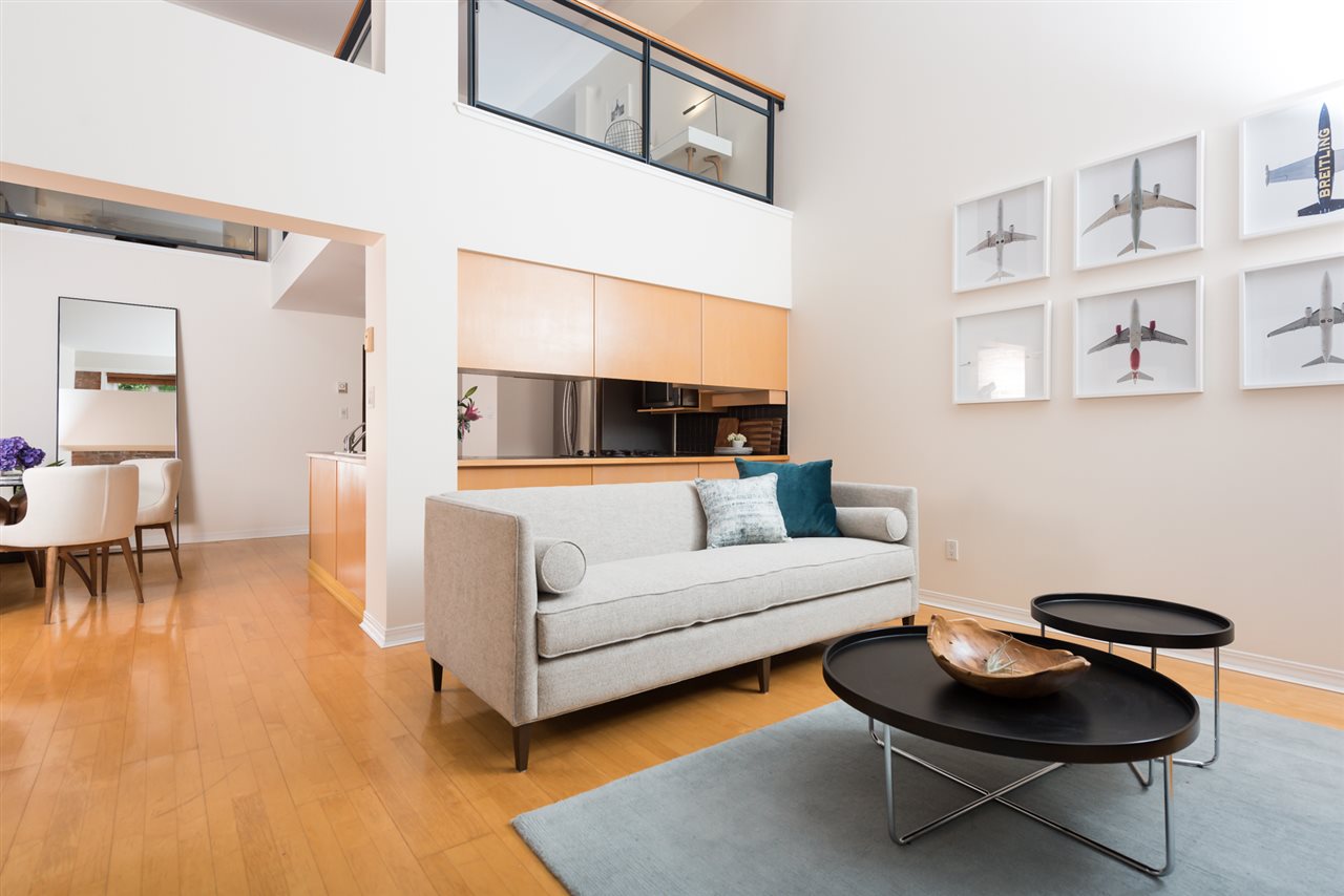 Awesome real estate listing photos - 305-141 water st