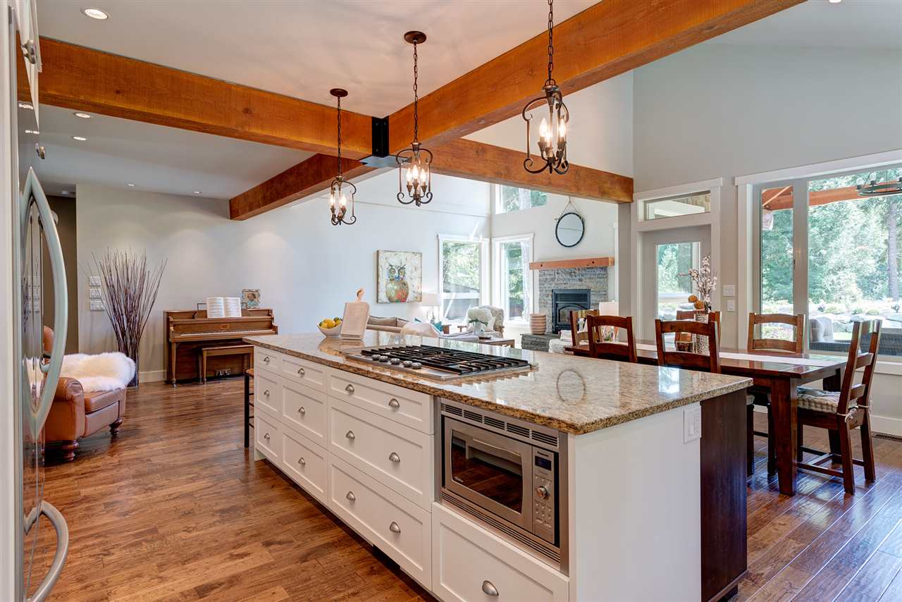 Awesome real estate listing photos - 1044 cedar grove lane